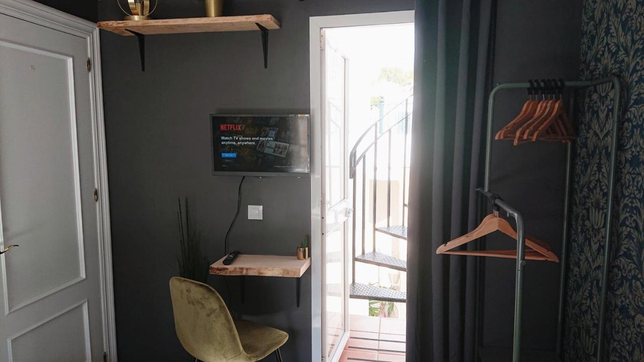 Carmen Rooms -- Boutique B&B By The Sea Nerja Εξωτερικό φωτογραφία